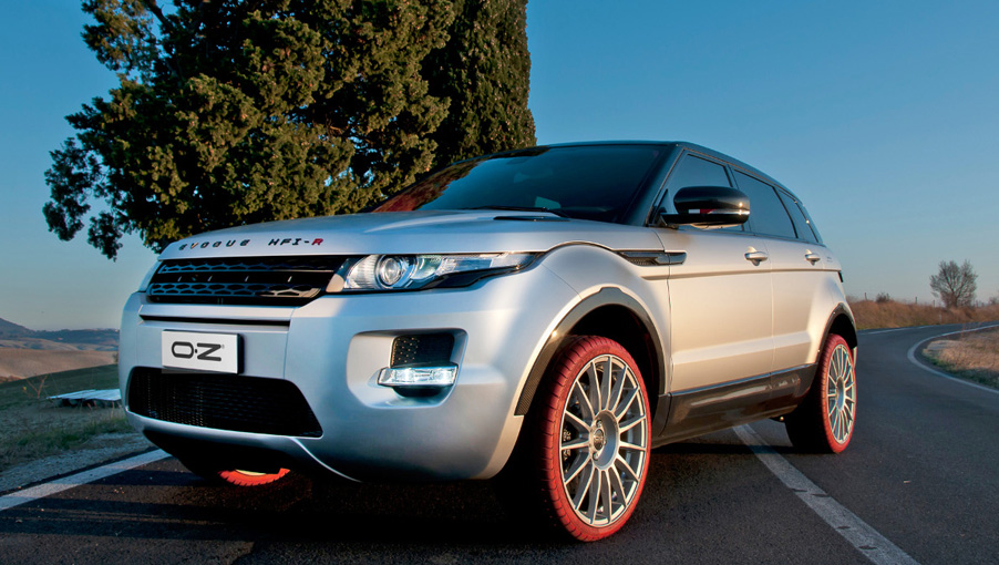 Range-Rover-Evoque-Superturismo-Dakar---3.jpg