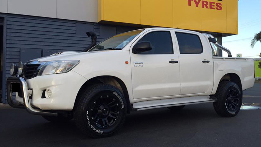 speedy-hilux-toyota.jpg